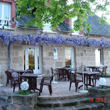 La Clef Des Champs Hotel Jugeals-Nazareth ภายนอก รูปภาพ